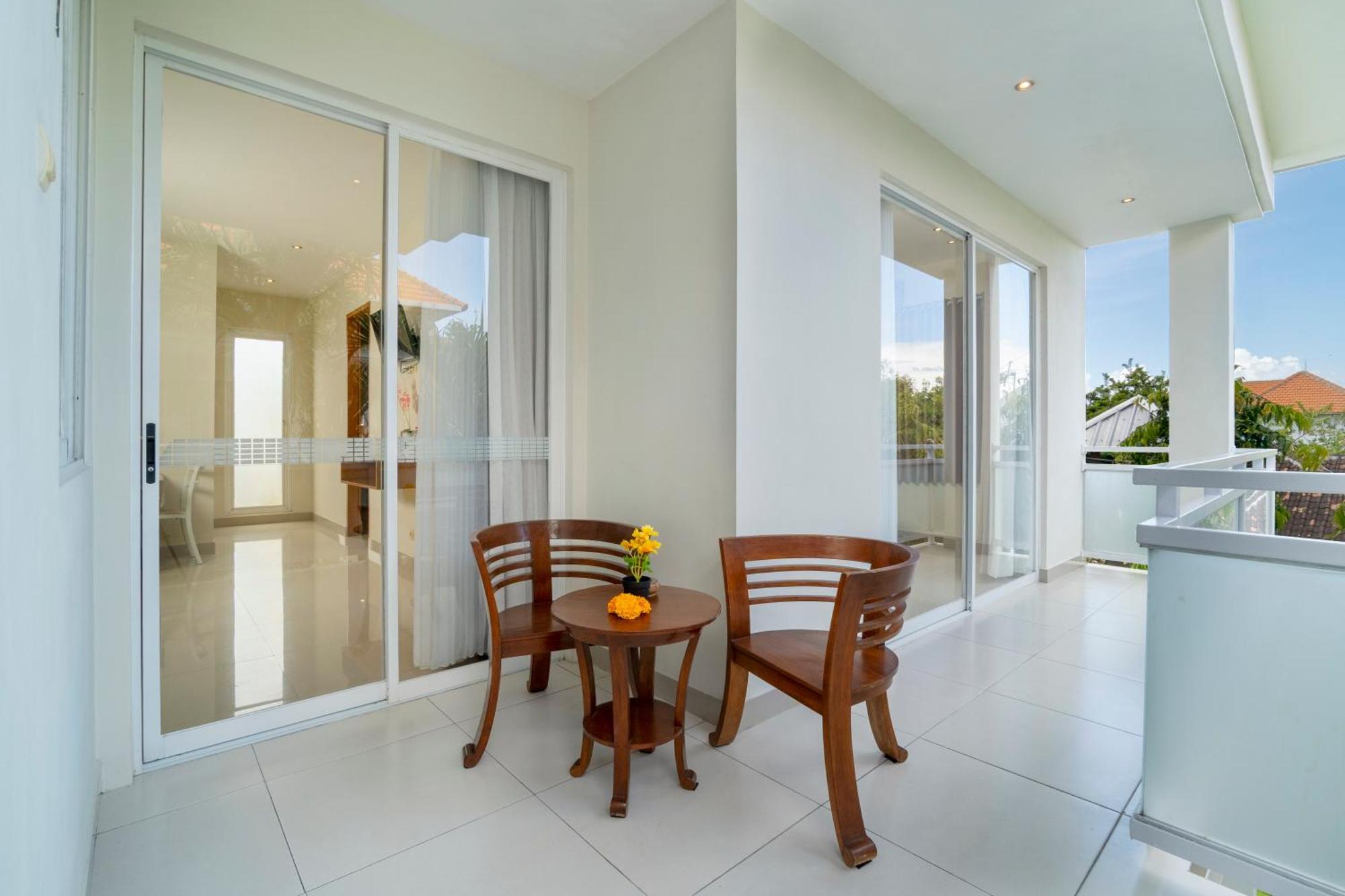 Oxy House Bali Hotel Sanur Exterior foto
