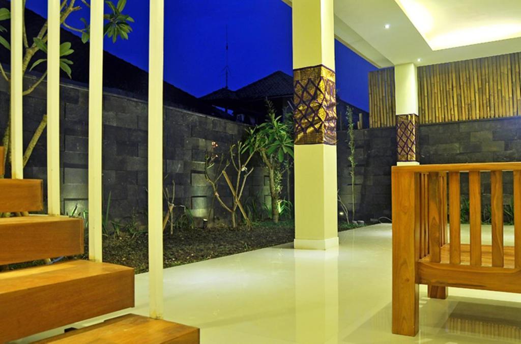 Oxy House Bali Hotel Sanur Exterior foto